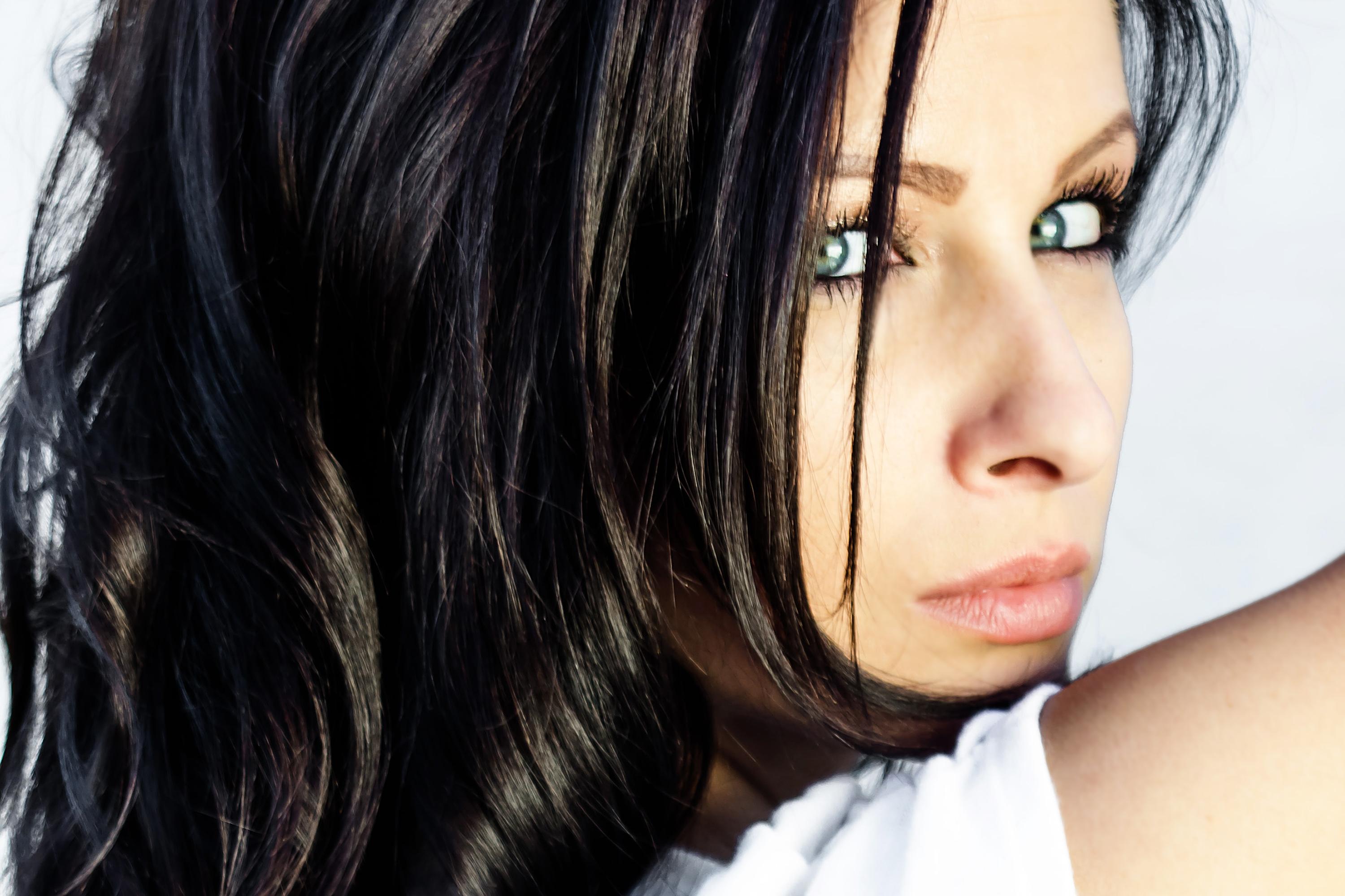How to Use Coconut Oil for Hair Conditioner